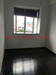 Grosvenor View (D14), Condominium #105867382
